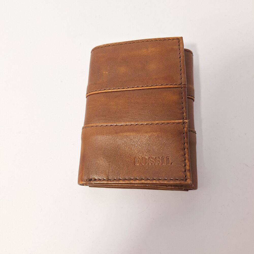 Fossil Men's Original Trifold Wallet Genuine Distressed Brown Leather Six Slots